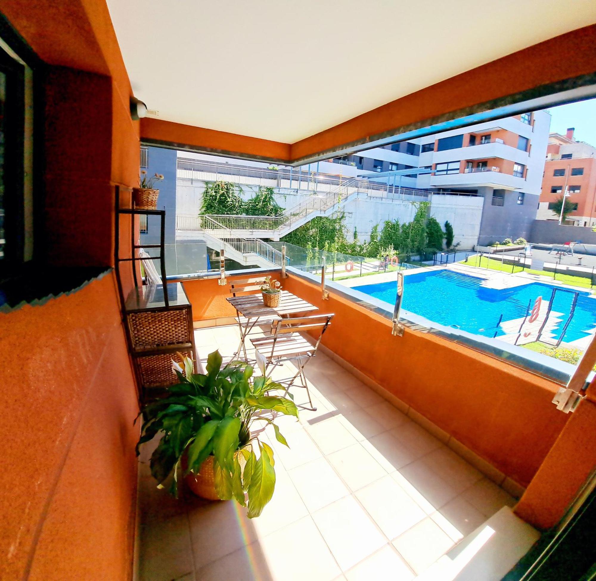 Costa Norte Gym Apartamento Con Terraza Garaje Y Piscina カストロ・ウルディアレス エクステリア 写真
